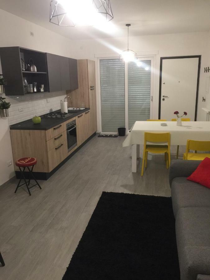 Sosta Rock Apartment Casal Palocco Luaran gambar