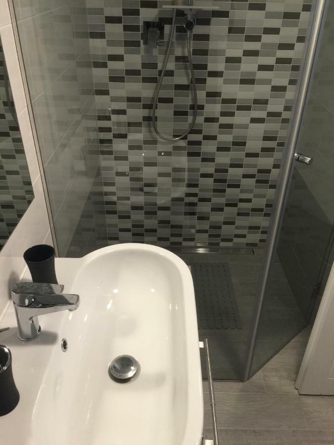 Sosta Rock Apartment Casal Palocco Luaran gambar
