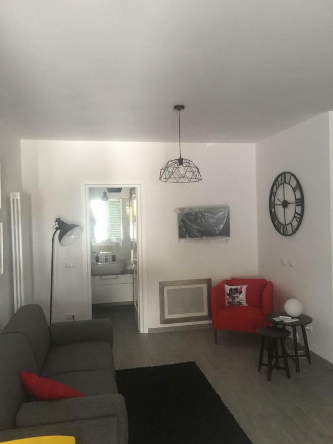 Sosta Rock Apartment Casal Palocco Luaran gambar